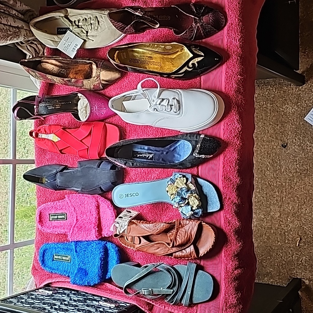 Women shoe sale - Picture 1 of 6